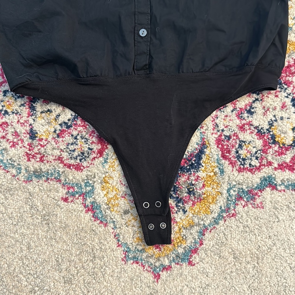 Abercrombie and Fitch shirt style body suit - Picture 3 of 4
